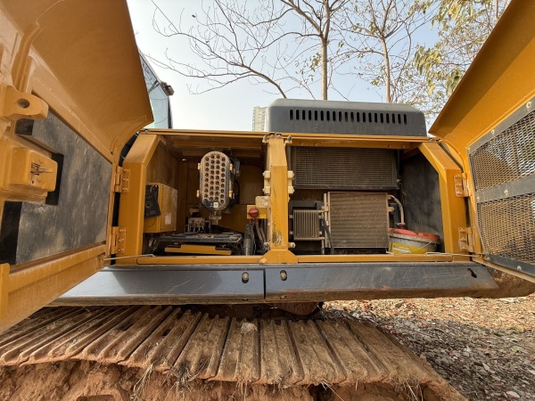 徐工XE335DK MAX履帶式挖掘機