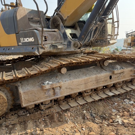 徐工XE335DK履带式挖掘机