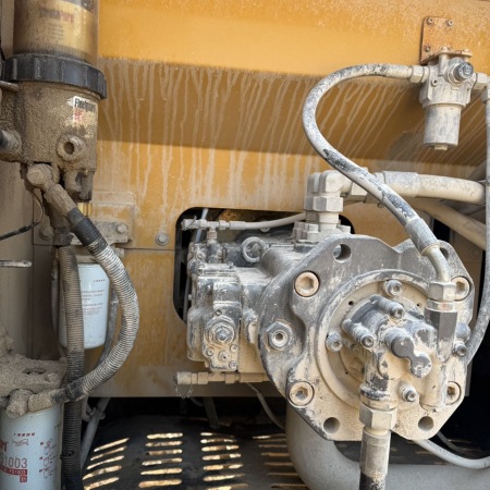 徐工XE335DK履带式挖掘机