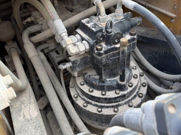 徐工XE335DK履帶式挖掘機(jī)