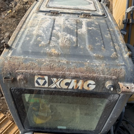 徐工XE335DK履带式挖掘机