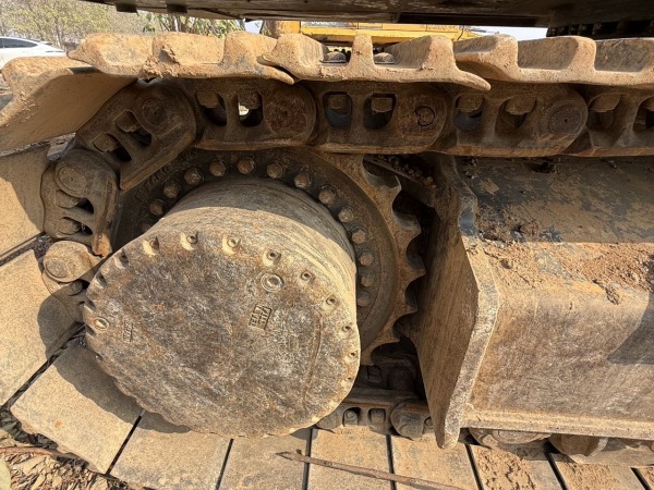 徐工XE370D履帶式挖掘機(jī)