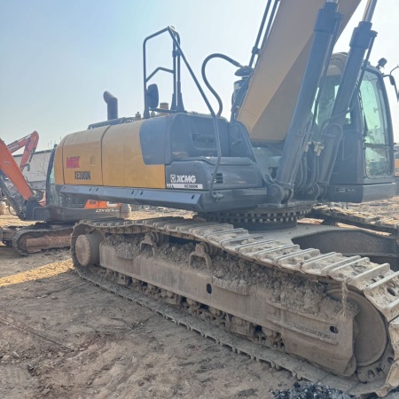 徐工XE380DK履带式挖掘机