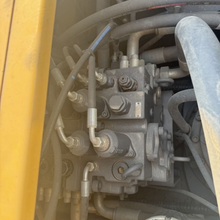 徐工XE380DK履带式挖掘机