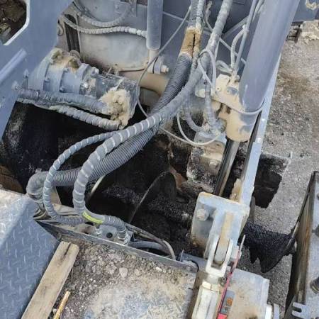 徐工RP903摊铺机