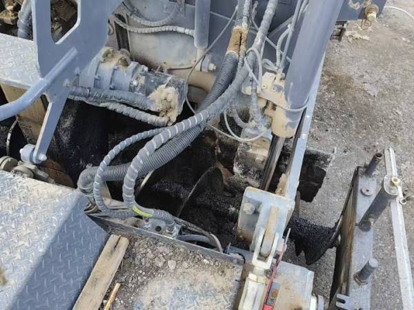 徐工RP903攤鋪機