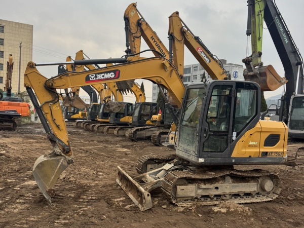 徐工XE75GA履帶式挖掘機