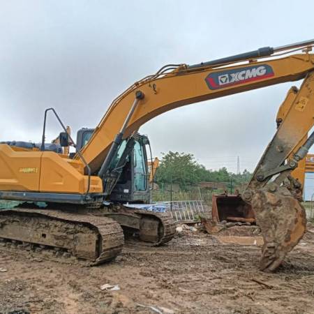 徐工XE200GA履带式挖掘机