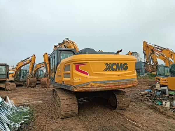 徐工XE200GA履帶式挖掘機