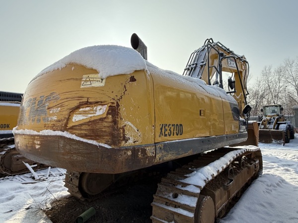 徐工XE370D履帶式挖掘機