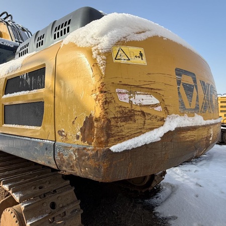 徐工XE370D履带式挖掘机