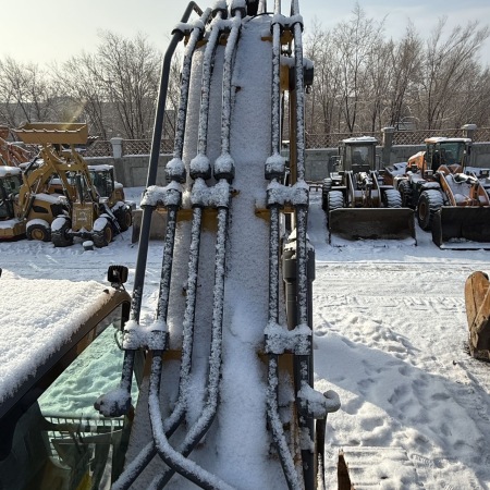 徐工XE370D履带式挖掘机