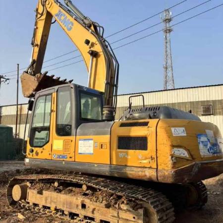 徐工XE200DA履带式挖掘机