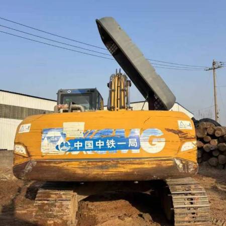 徐工XE200DA履带式挖掘机