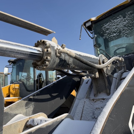 徐工LW500HV轮式装载机