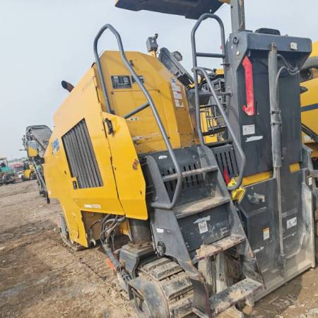 徐工XM1205F铣刨机