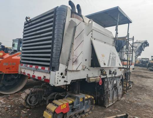 维特根W2000铣刨机