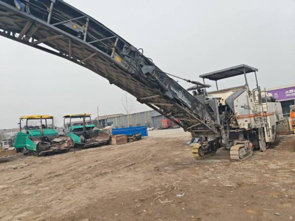 維特根W2000銑刨機