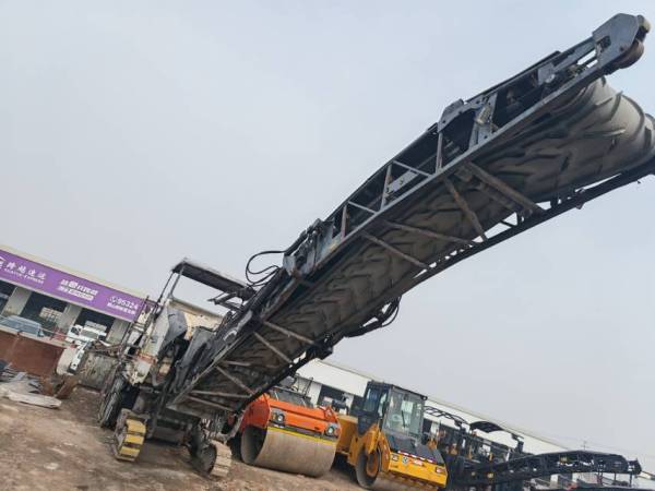 維特根W2000銑刨機