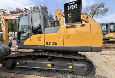 徐工XE215CA履带式挖掘机