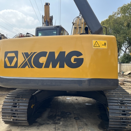 徐工XE215CA履带式挖掘机