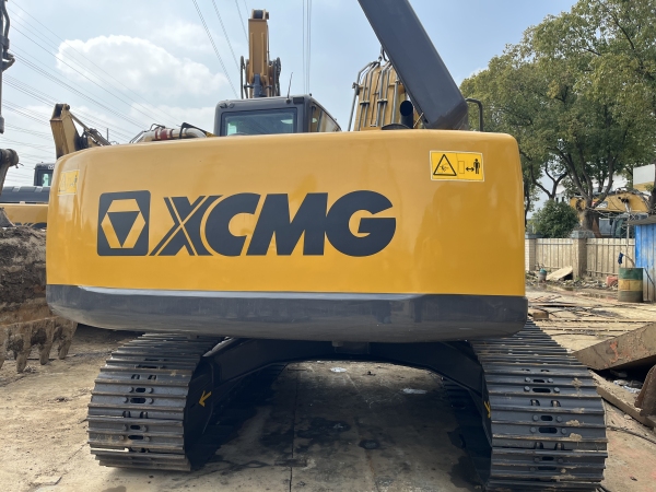 徐工XE215CA履带式挖掘机