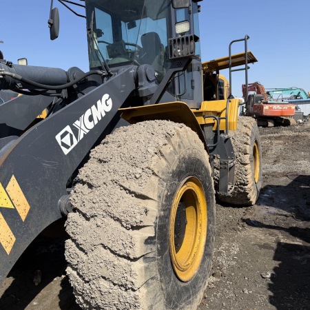 徐工LW550FV轮式装载机