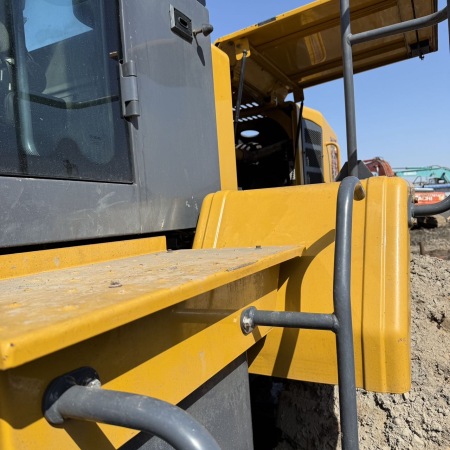 徐工LW550FV轮式装载机