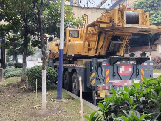 徐工XCT100_M汽车起重机