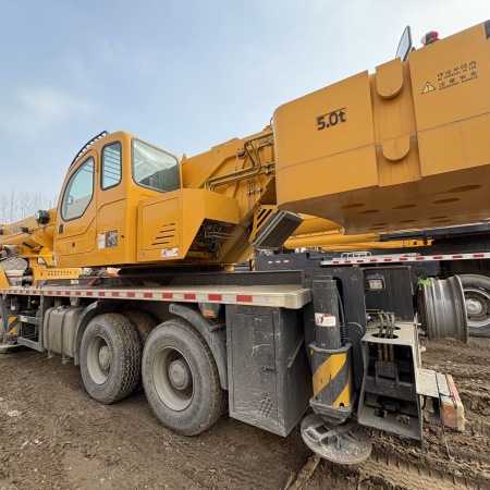徐工QY50K5D汽车起重机