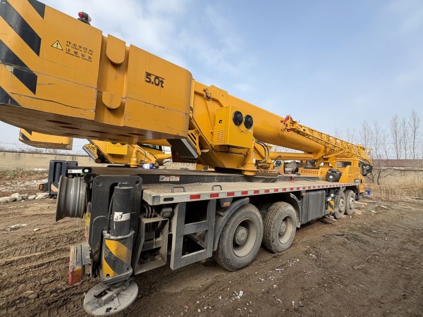 徐工QY50K5D汽车起重机