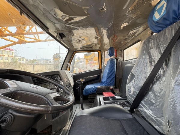 徐工QY50K5D汽车起重机