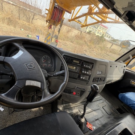 徐工QY50K5D汽车起重机