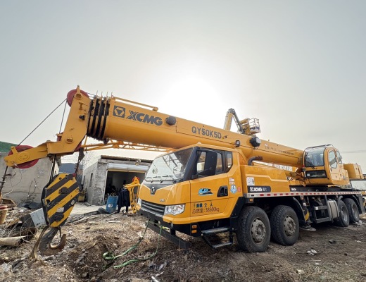 徐工QY50K5D汽车起重机