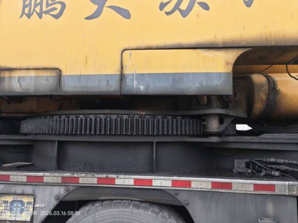 徐工QAY650全路面汽车起重机