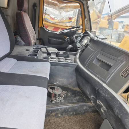 徐工QAY650全路面汽车起重机