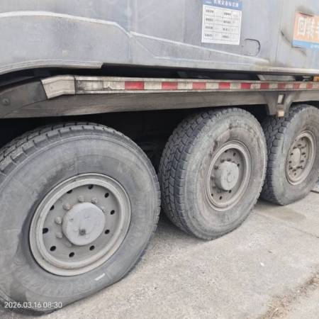 徐工QAY650全路面汽车起重机