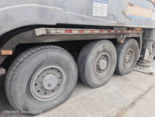 徐工QAY650全路面汽车起重机