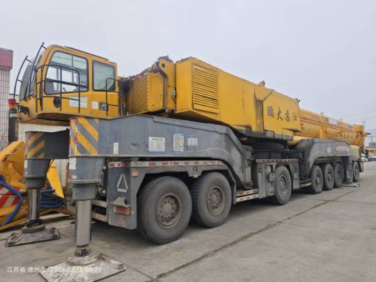 徐工QAY650全路面汽车起重机