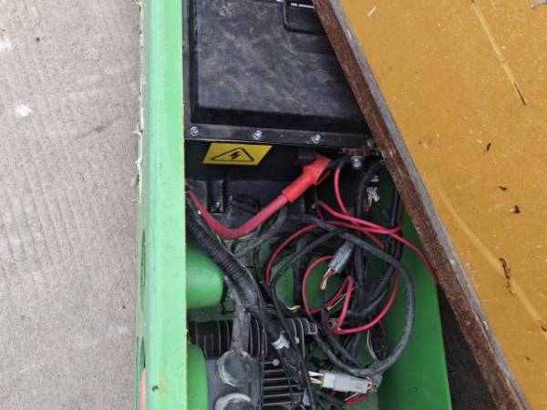 徐工XG1614HA-LI剪叉式高空作業平臺