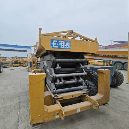 徐工XG1823RT剪叉式高空作业平台