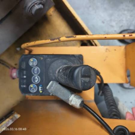 徐工GTJZ1212剪叉式高空作业平台