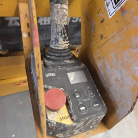 徐工GTJZ0607剪叉式高空作业平台