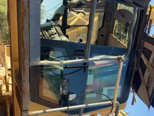 徐工XGC150履带式起重机