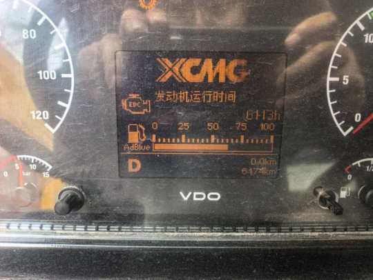 徐工XCT100L7汽车起重机