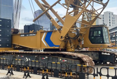 徐工XGC260履带式起重机