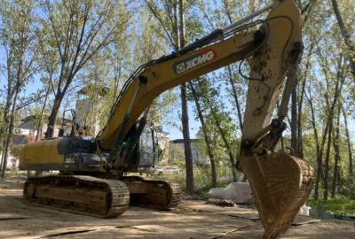 徐工XE370D履帶式挖掘機(jī)