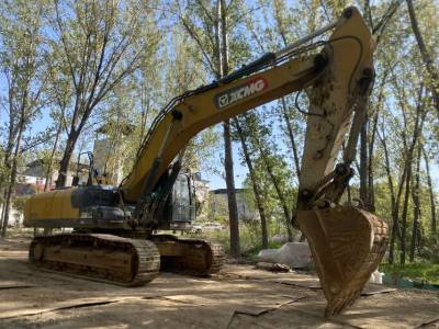 徐工XE370D履帶式挖掘機