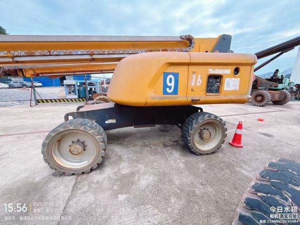 徐工GTBZ22S直臂式高空作业平台