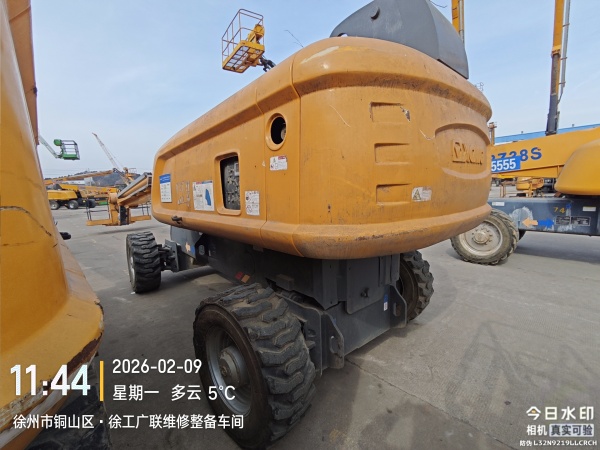 徐工GTBZ32S直臂式高空作業車